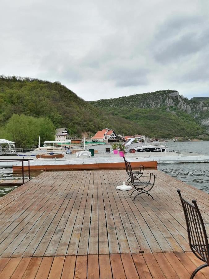 Vila Hercules Dunatölgyes Kültér fotó