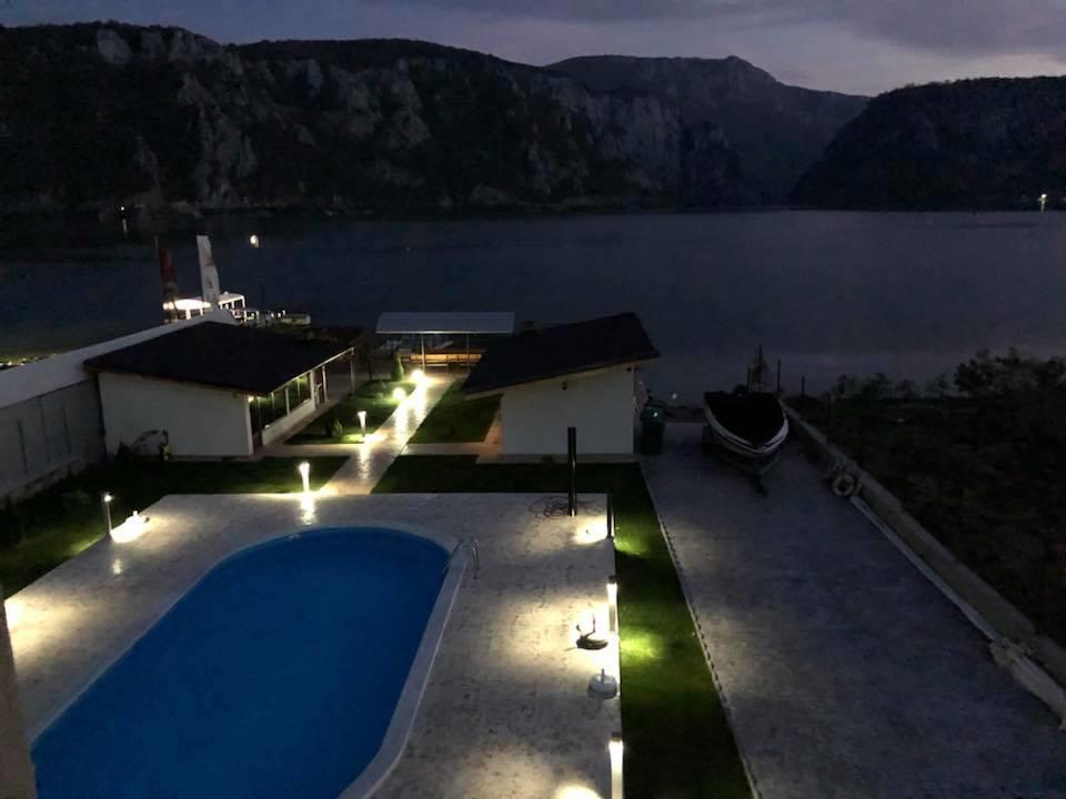 Vila Hercules Dunatölgyes Kültér fotó